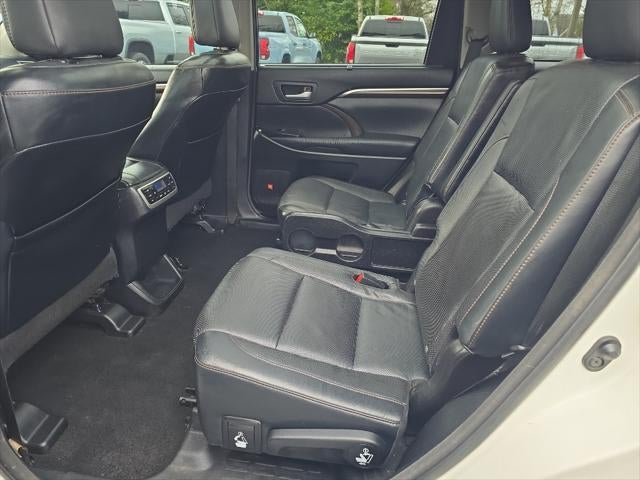 2014 Toyota Highlander Limited Platinum