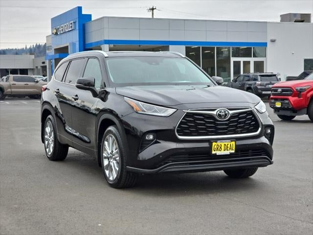 2022 Toyota Highlander Limited