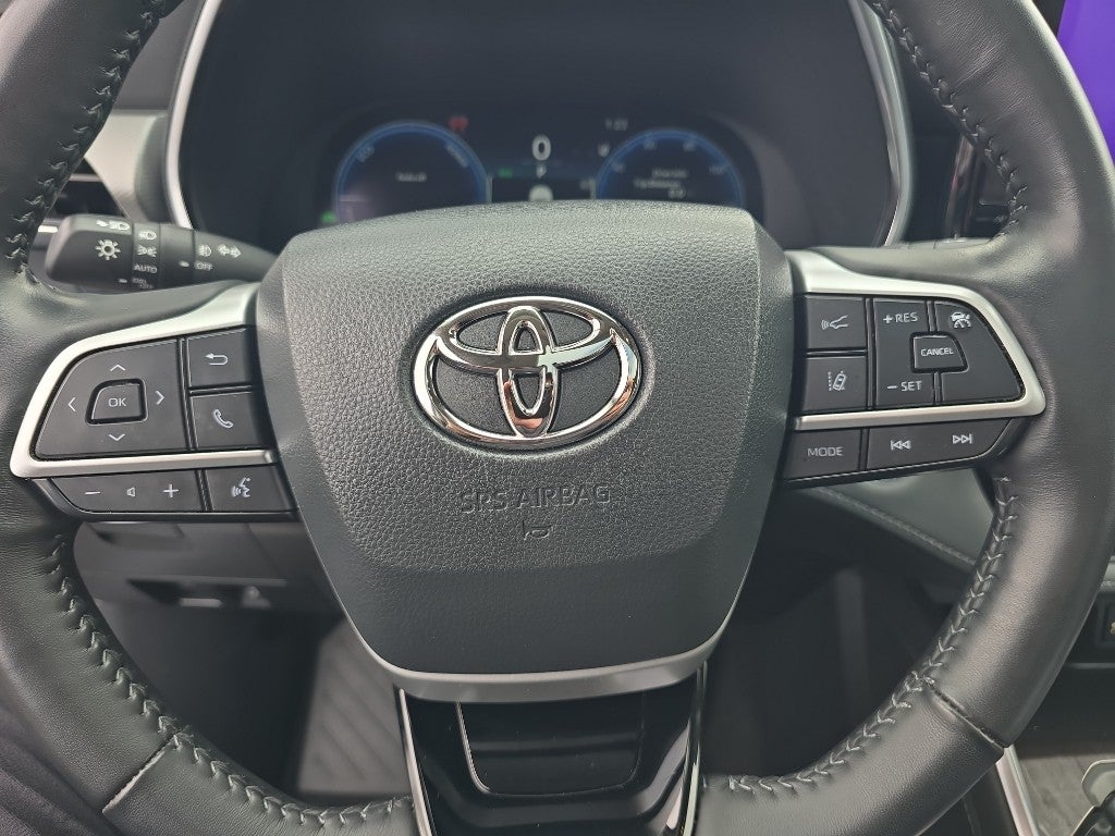 2023 Toyota Highlander Hybrid Hybrid Platinum