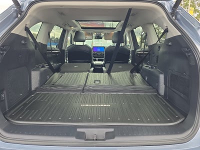 2023 Toyota Highlander Hybrid Hybrid Platinum