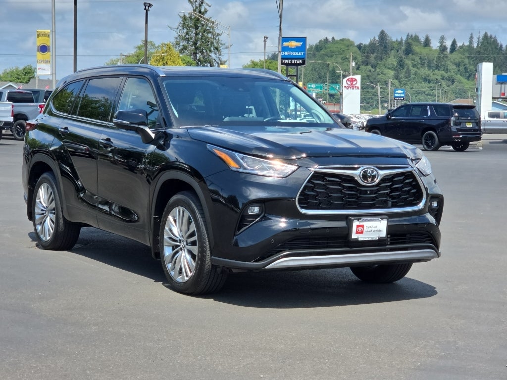 2024 Toyota Highlander Platinum