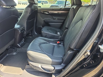 2024 Toyota Highlander Platinum