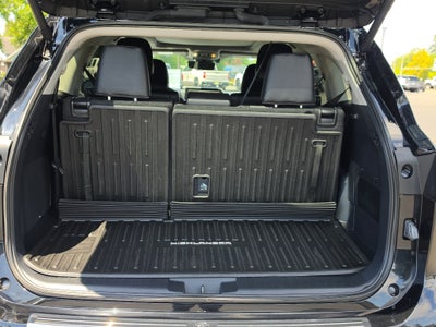 2024 Toyota Highlander Platinum