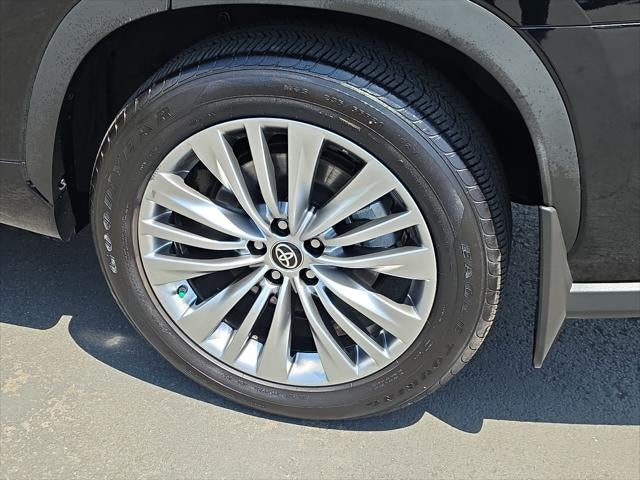 2024 Toyota Highlander Platinum