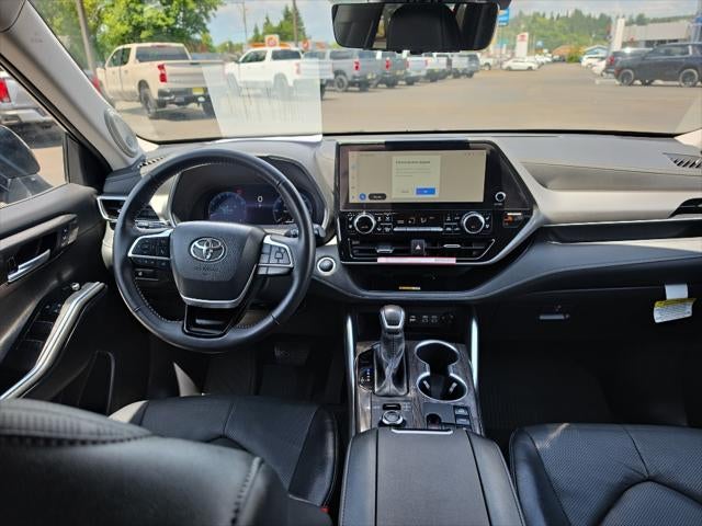 2024 Toyota Highlander Platinum