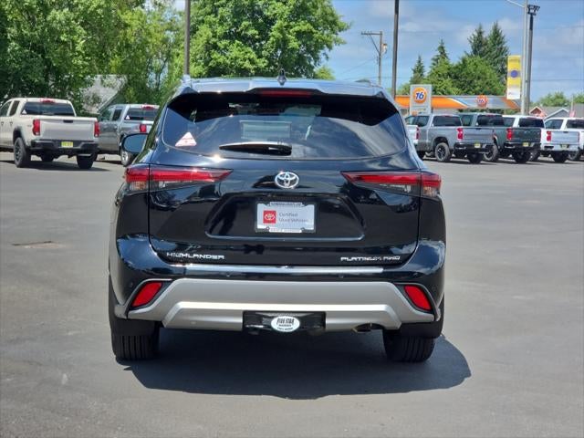 2024 Toyota Highlander Platinum
