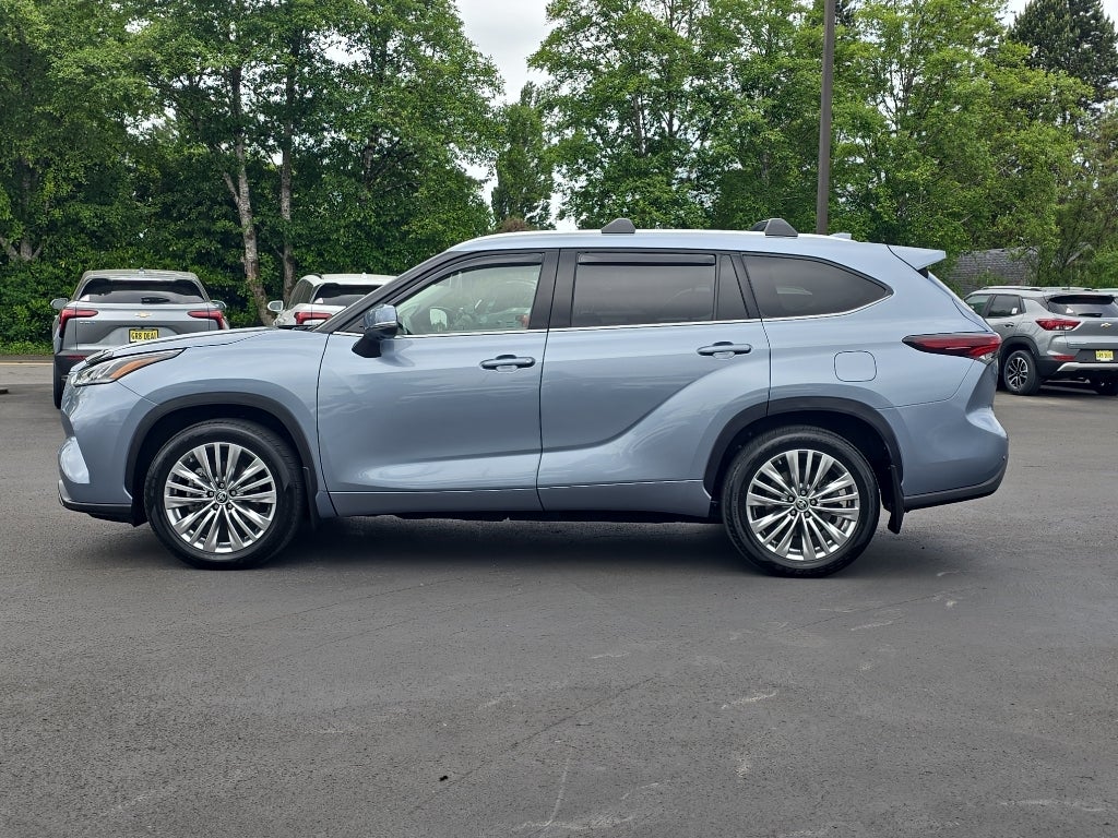2024 Toyota Highlander Platinum