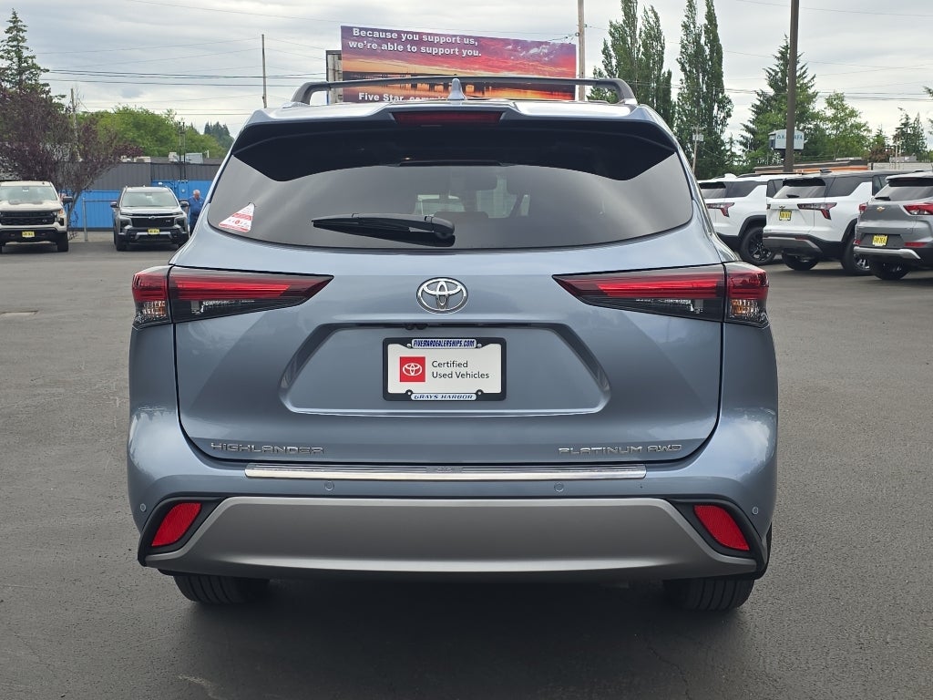 2024 Toyota Highlander Platinum