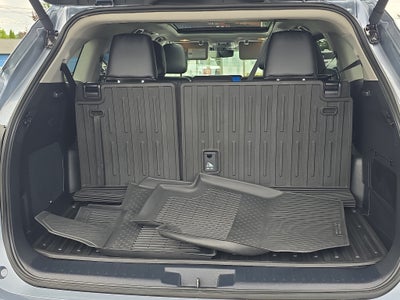 2024 Toyota Highlander Platinum