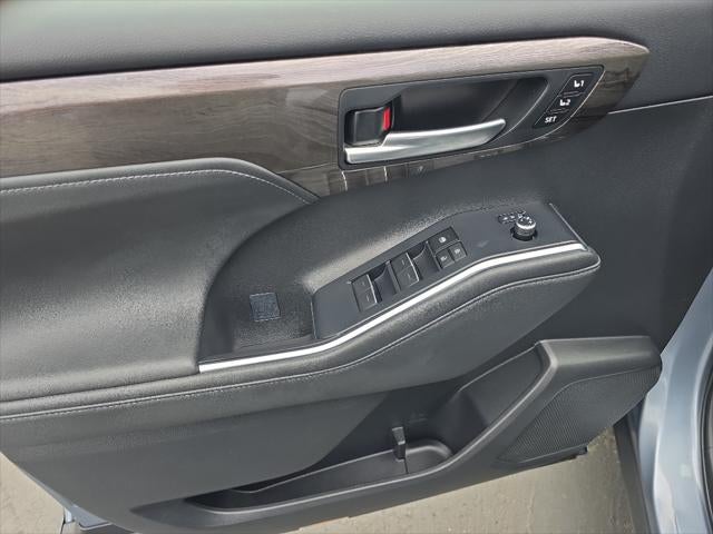 2024 Toyota Highlander Platinum