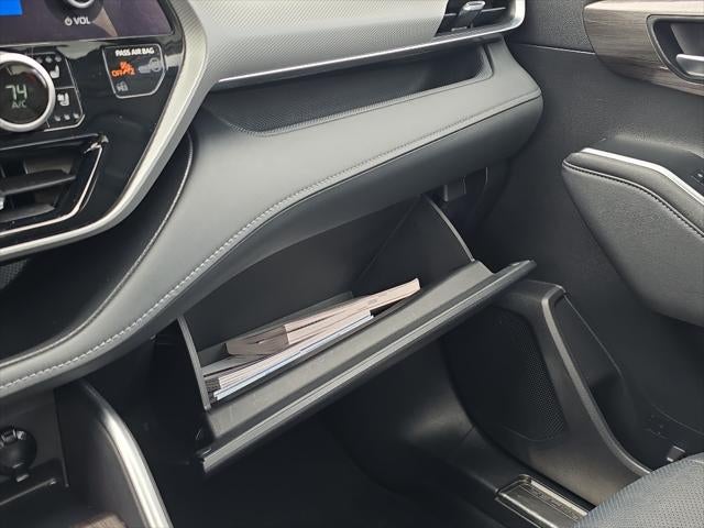 2024 Toyota Highlander Platinum