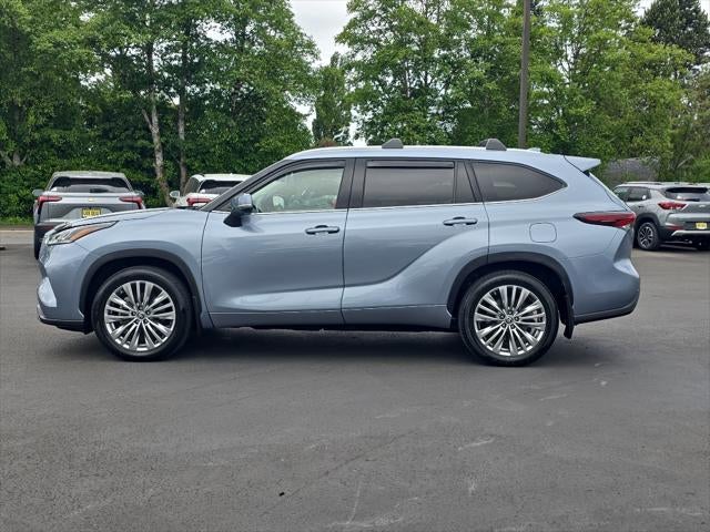 2024 Toyota Highlander Platinum