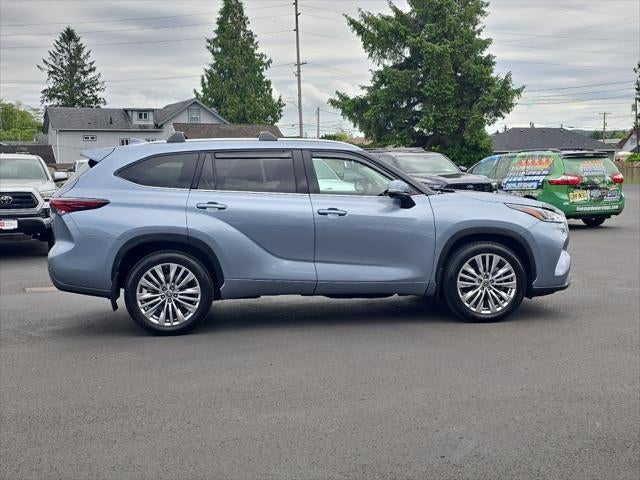 2024 Toyota Highlander Platinum