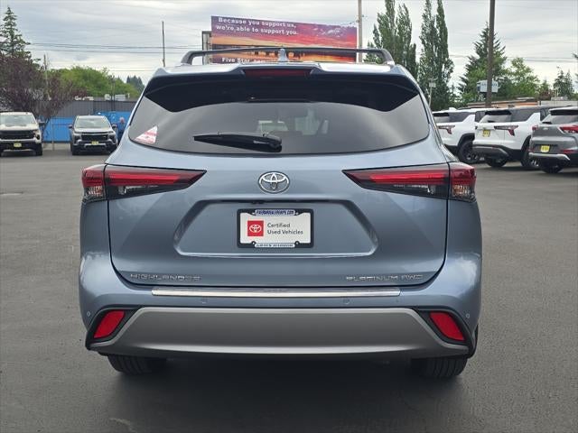 2024 Toyota Highlander Platinum