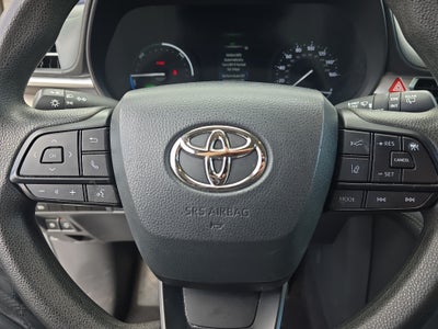 2024 Toyota Sienna LE