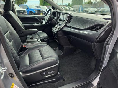 2015 Toyota Sienna SE