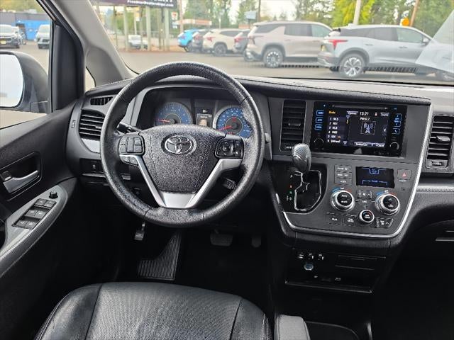 2015 Toyota Sienna SE