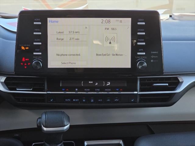 2024 Toyota Sienna XLE