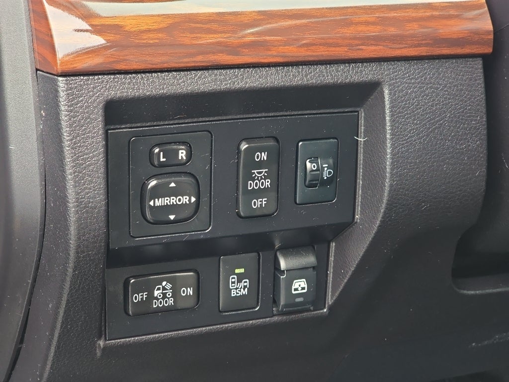 2015 Toyota Tundra LTD