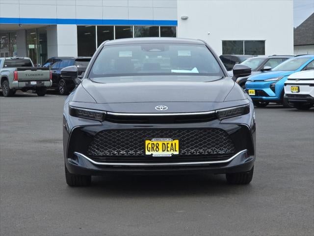 2024 Toyota Crown Limited