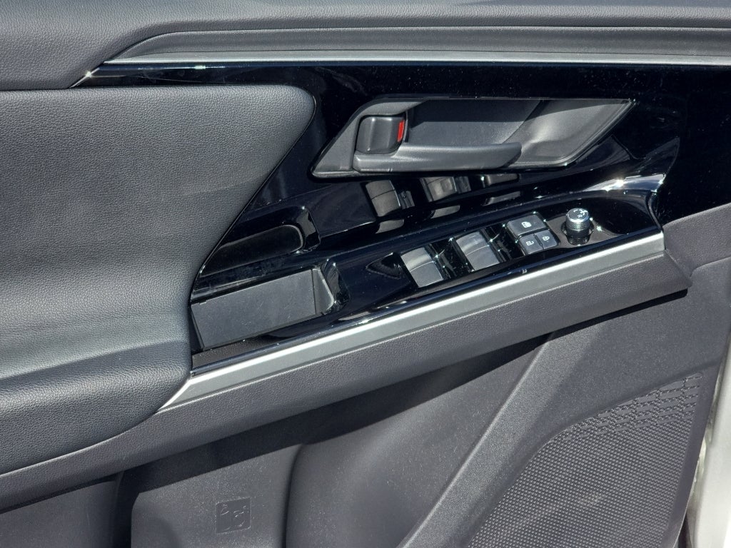 2024 Toyota bZ4X Limited