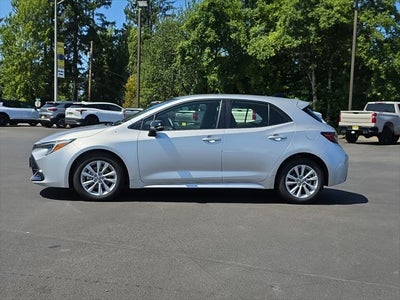 2026 Toyota Corolla Hatchback SE