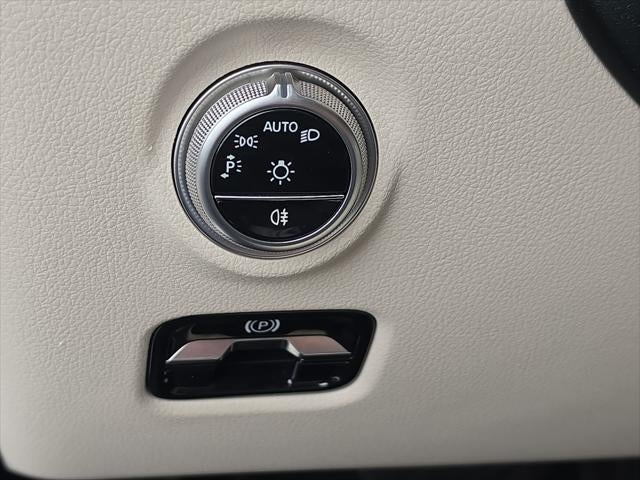 2025 Mercedes-Benz C-Class C 300 4MATIC®