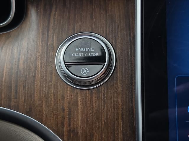 2025 Mercedes-Benz C-Class C 300 4MATIC®