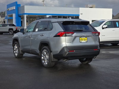 2025 Toyota RAV4 XLE Premium