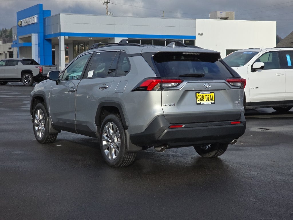 2025 Toyota RAV4 XLE Premium