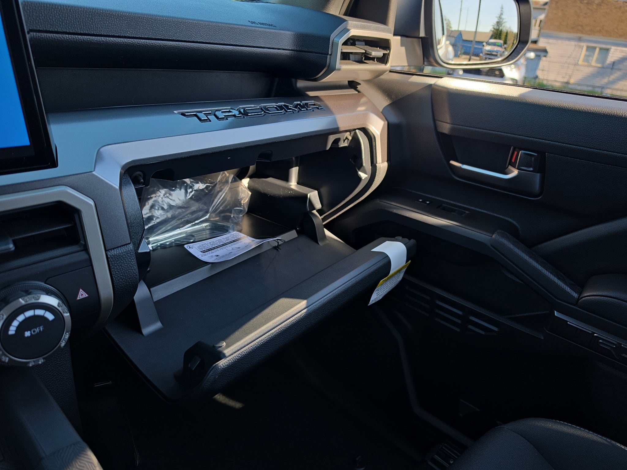 2026 Toyota Tacoma i-FORCE MAX TRD Sport i-FORCE MAX