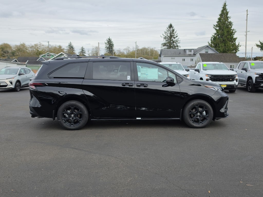 2026 Toyota Sienna Woodland Edition