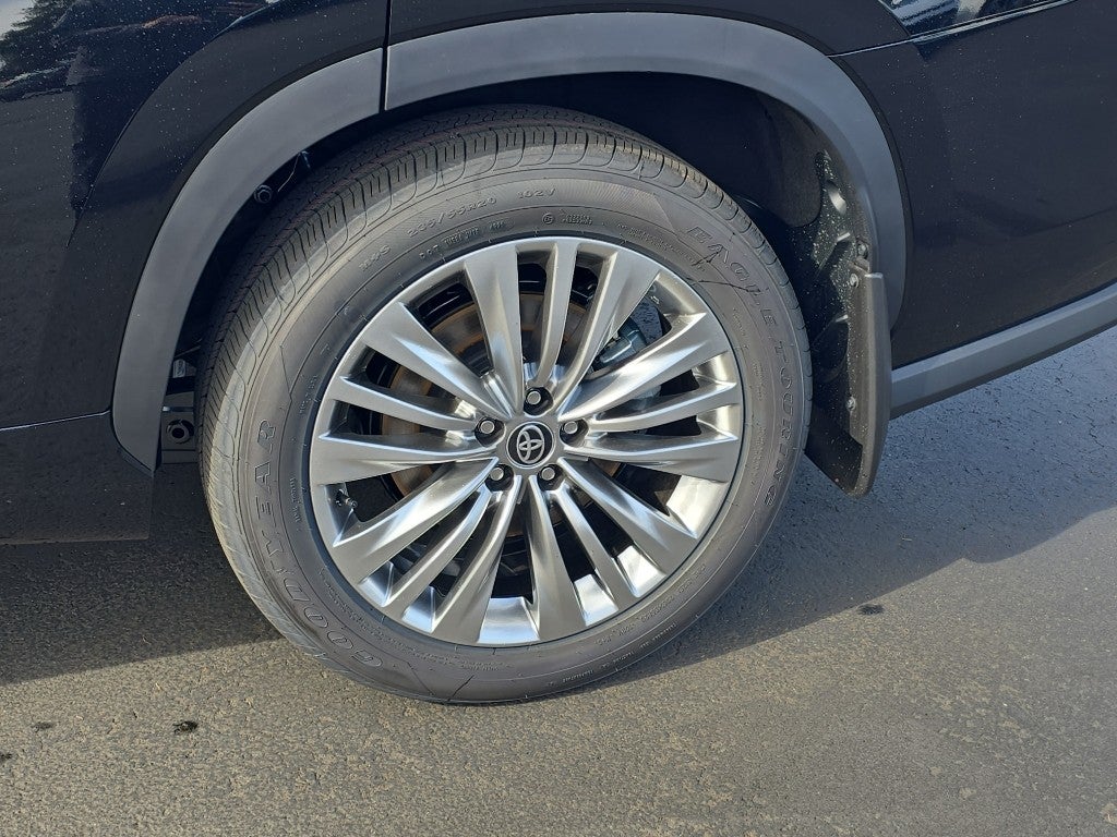 2026 Toyota Highlander Hybrid Hybrid Platinum