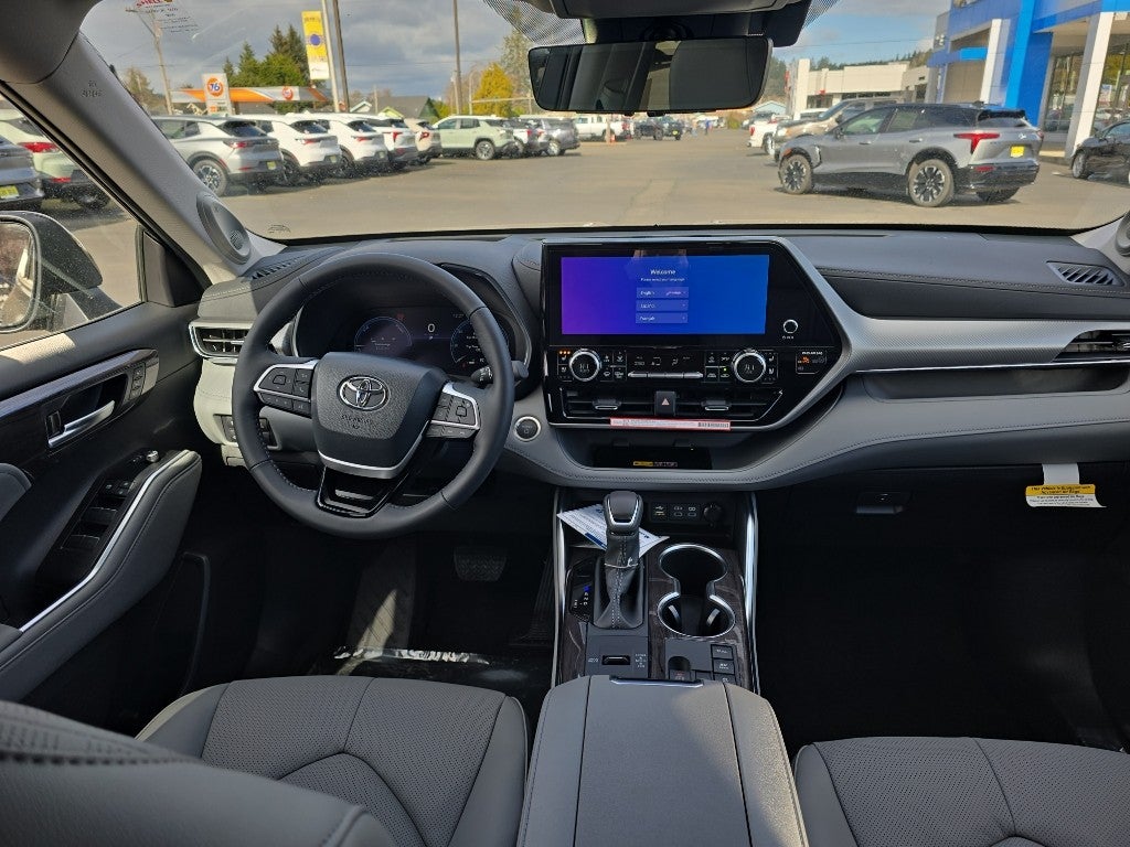 2026 Toyota Highlander Hybrid Hybrid Platinum