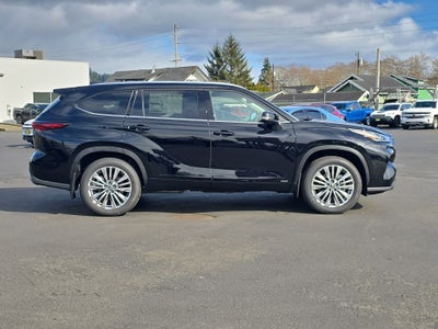 2026 Toyota Highlander Hybrid Hybrid Platinum