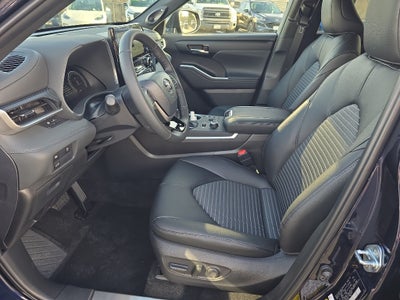 2026 Toyota Highlander XSE