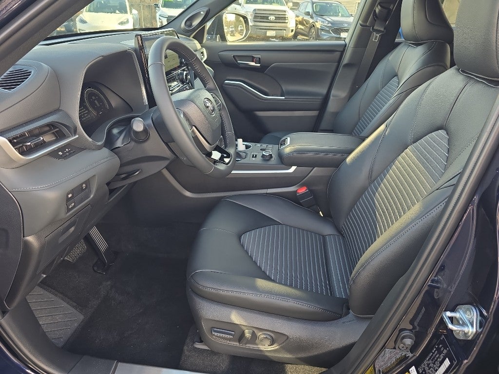 2026 Toyota Highlander XSE