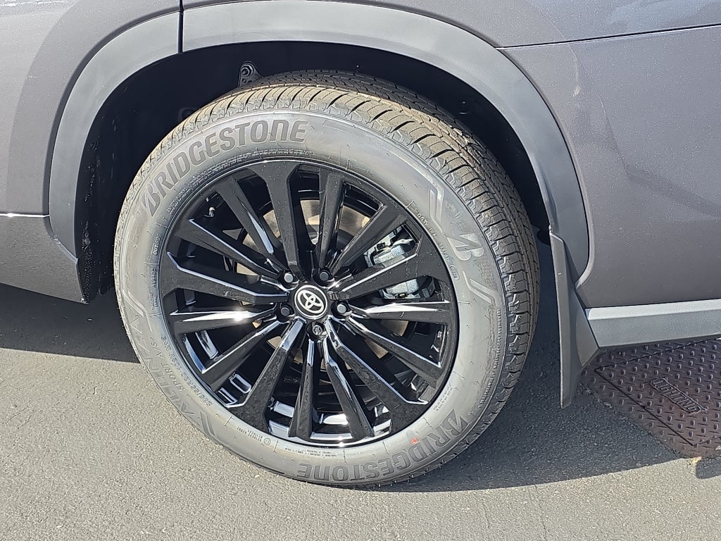 2025 Toyota Highlander XSE