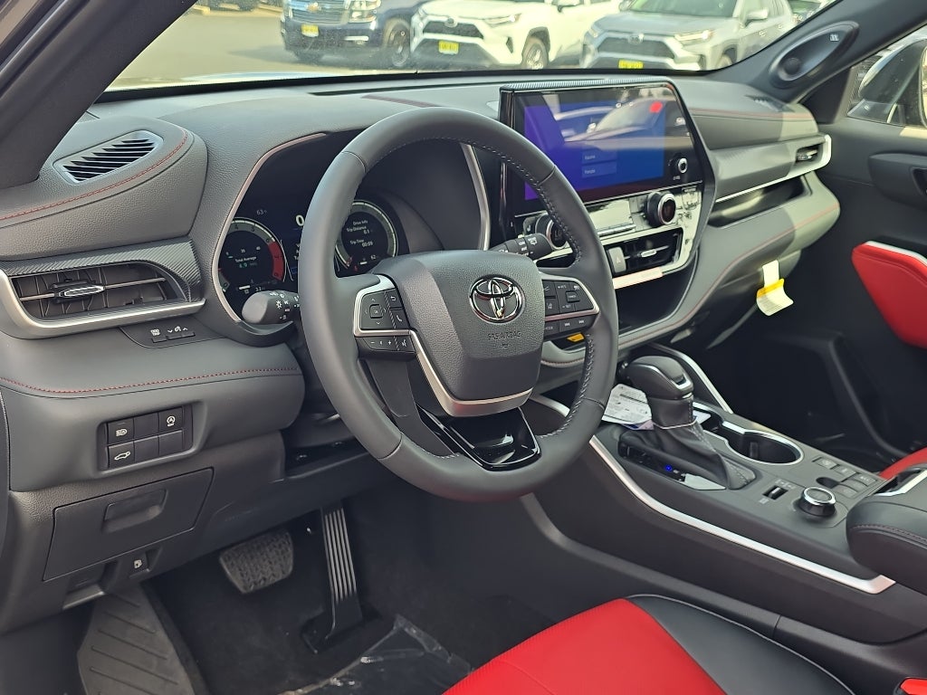 2025 Toyota Highlander XSE