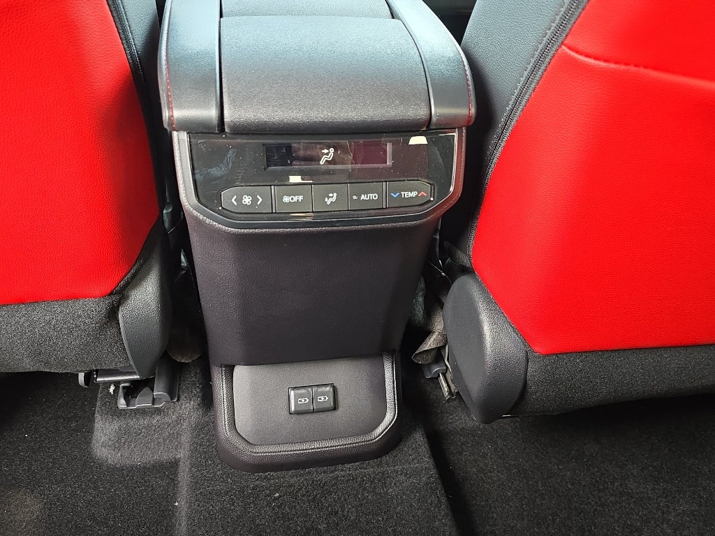 2025 Toyota Highlander XSE