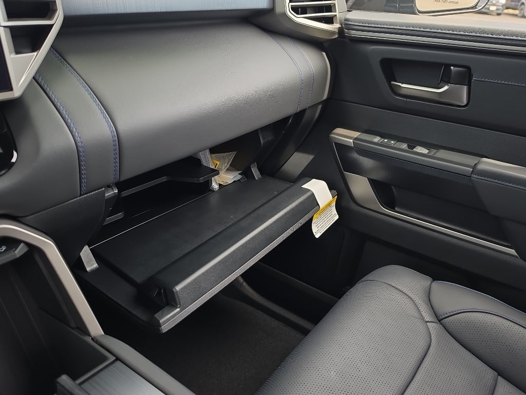 2026 Toyota Tundra i-FORCE MAX Platinum i-FORCE MAX