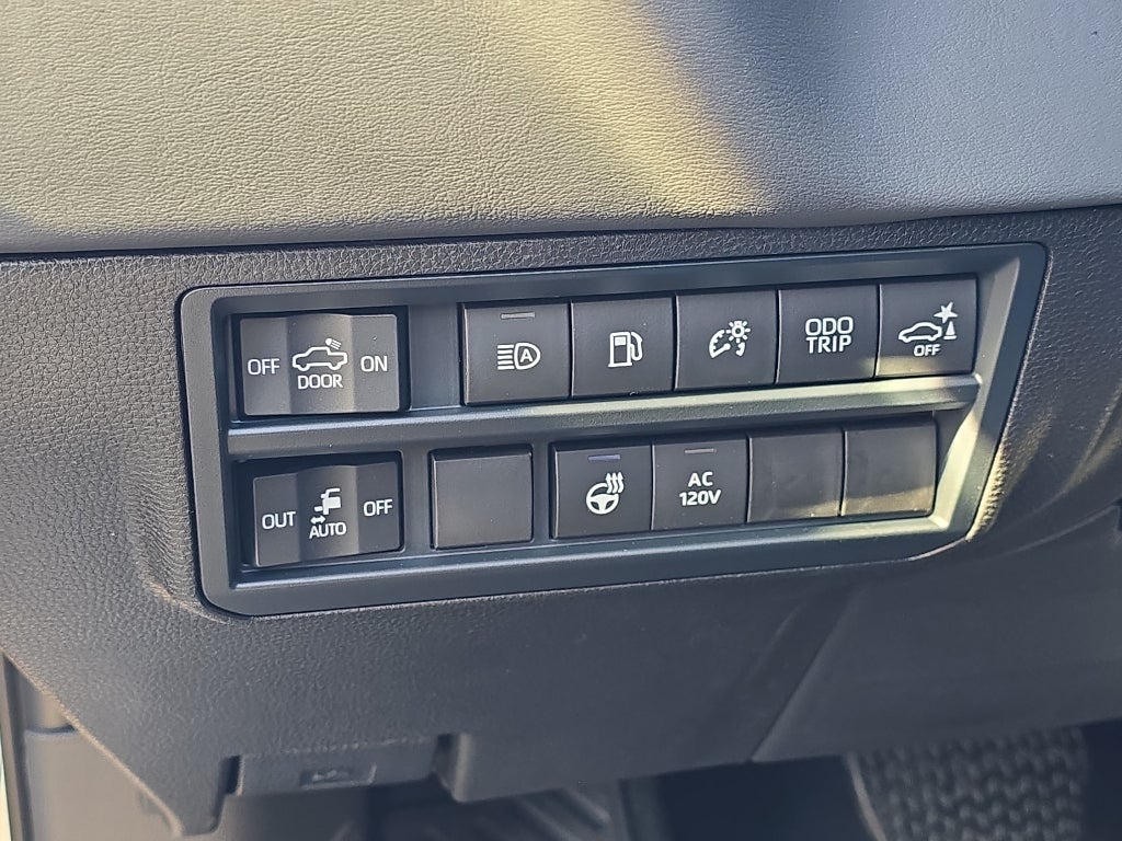 2026 Toyota Tundra i-FORCE MAX Platinum i-FORCE MAX