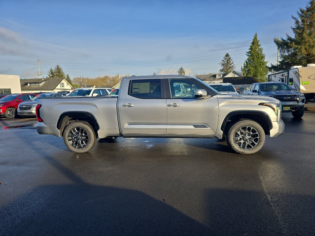 2026 Toyota Tundra i-FORCE MAX Platinum i-FORCE MAX