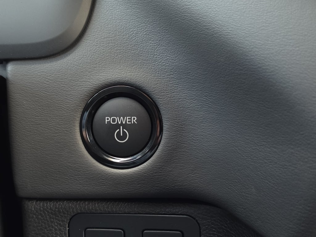 2026 Toyota Tundra i-FORCE MAX Platinum i-FORCE MAX