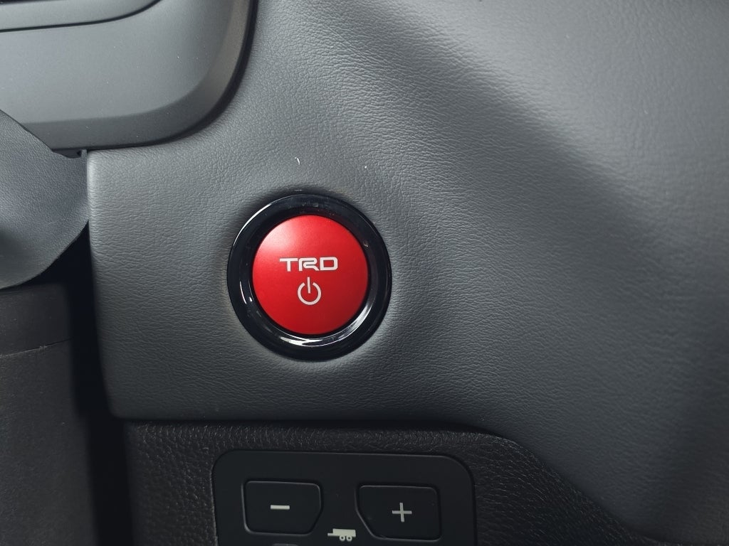 2026 Toyota Tundra Hybrid Platinum Hybrid