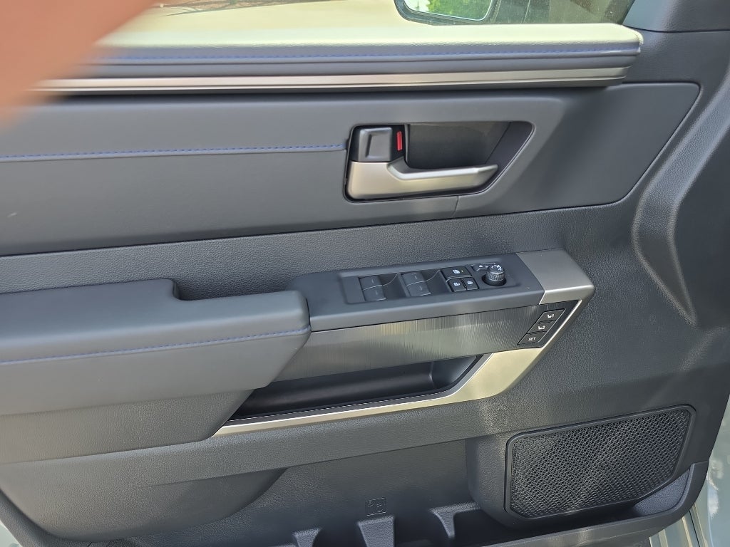 2026 Toyota Tundra i-FORCE MAX Platinum i-FORCE MAX