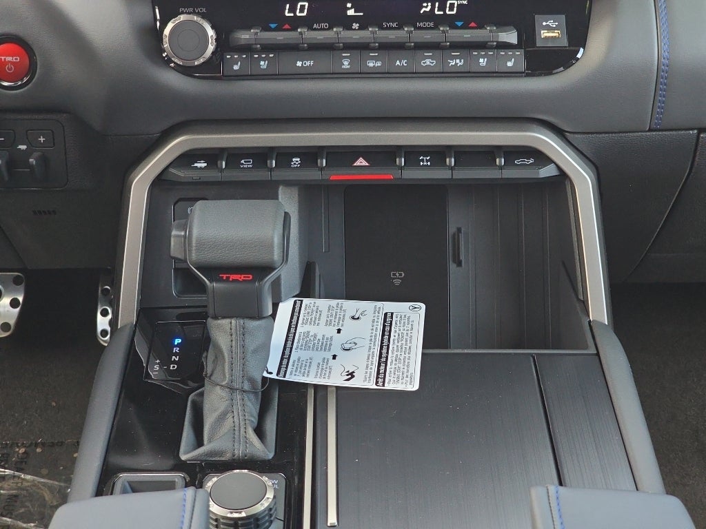 2026 Toyota Tundra i-FORCE MAX Platinum i-FORCE MAX