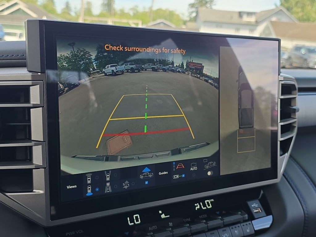 2026 Toyota Tundra i-FORCE MAX Platinum i-FORCE MAX