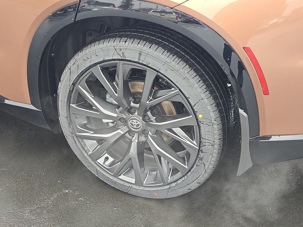 2026 Toyota Toyota Crown Signia Limited