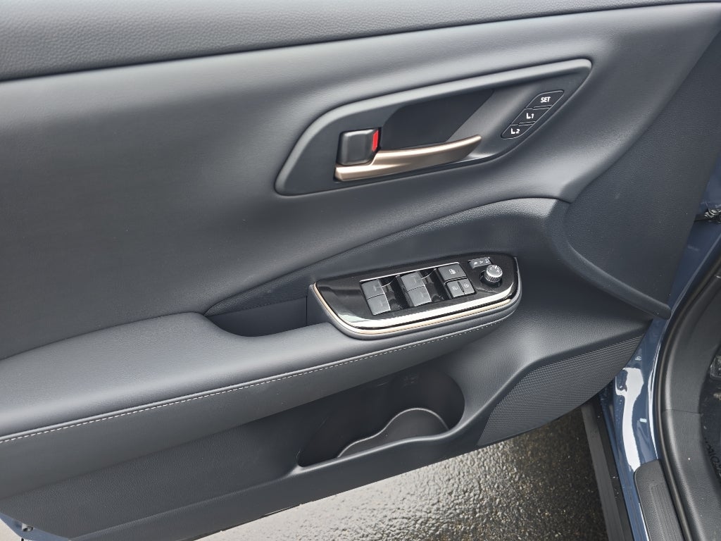 2026 Toyota Toyota Crown Signia Limited